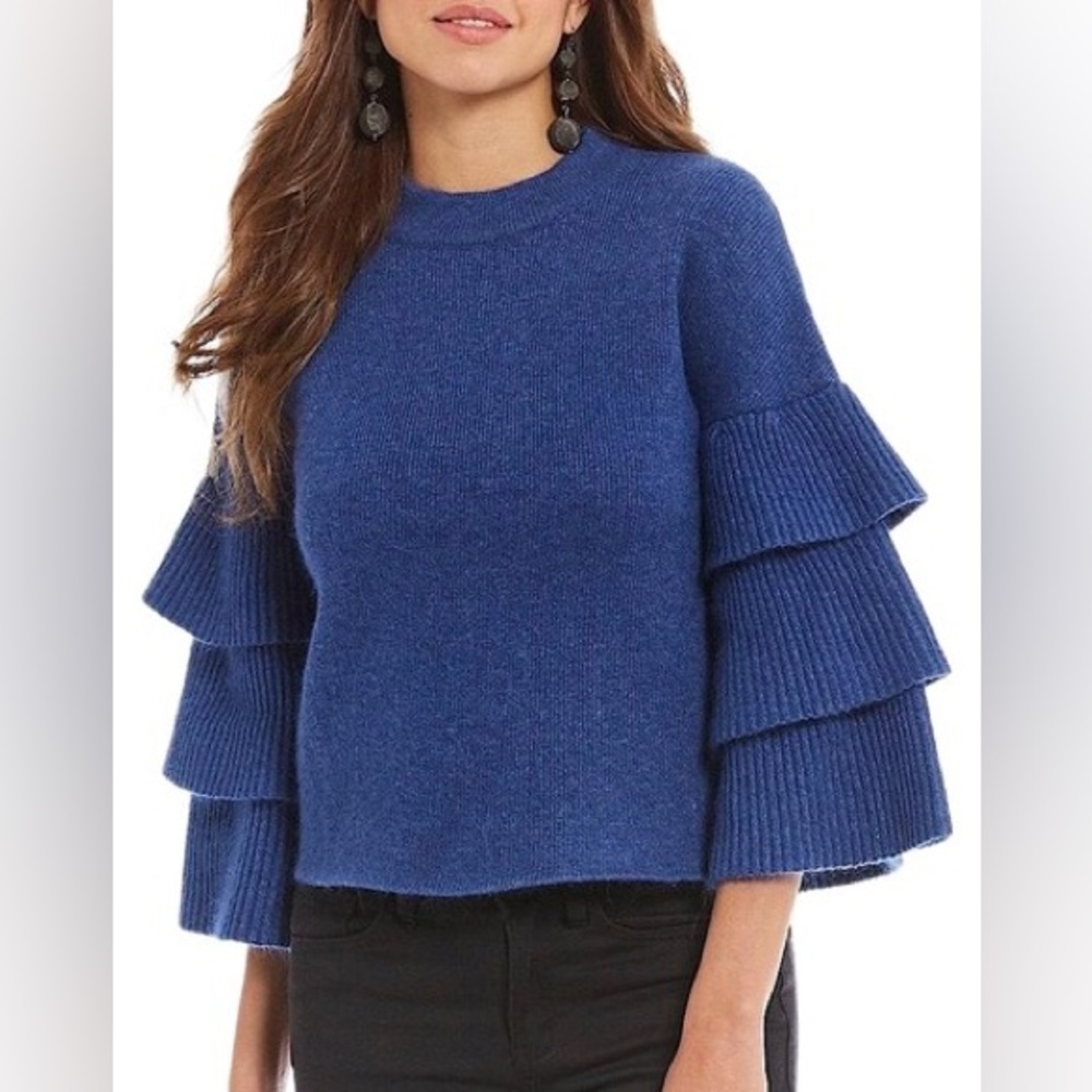 Gianni Bini - Blue crop sweater
